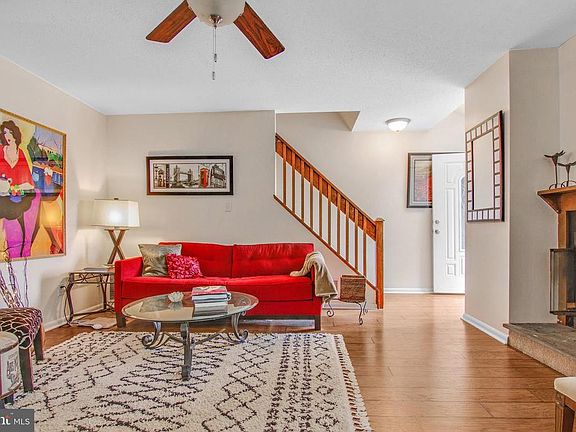 4th image of 175 E Green Valley Cir