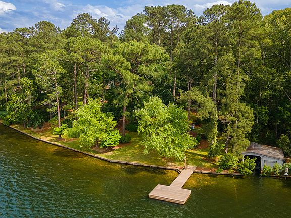 5th image of 1049 Edisto Lake Rd