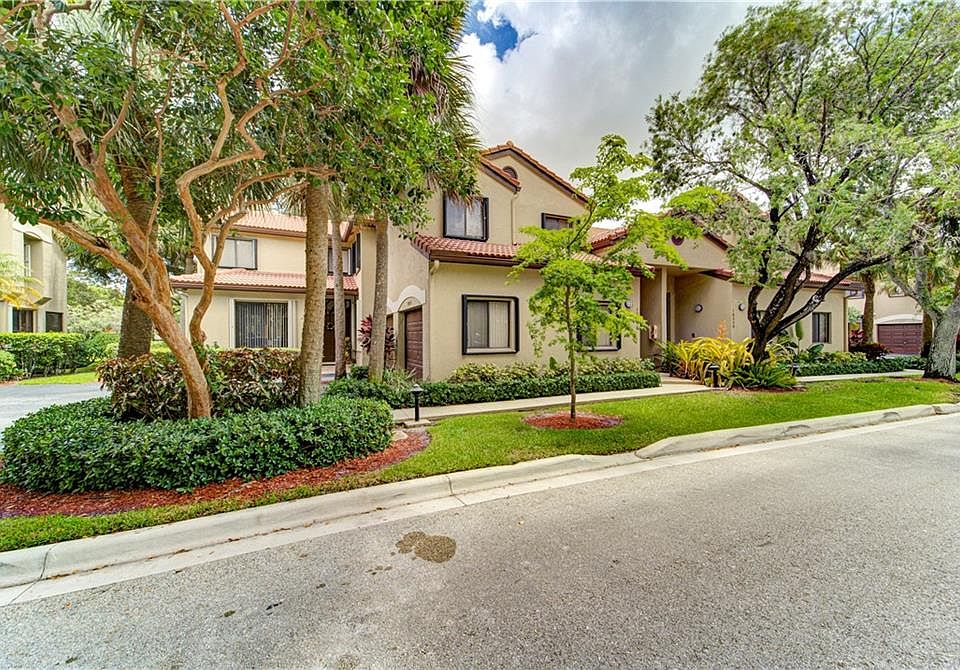 1st image of 10520 NW 10th St #D-124
