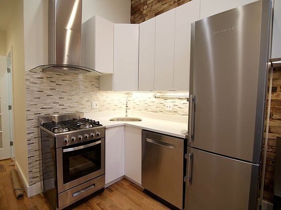 4th image of 583 Meeker Ave #3LAPE