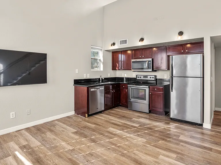 1205 W Roosevelt St #1217 — Photo 5