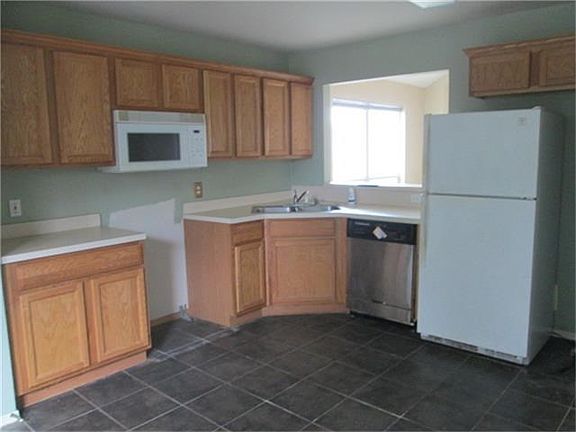 2nd image of 17226 Box Canyon Dr