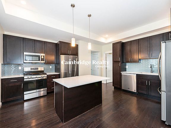 4th image of 10 Marion St #1N