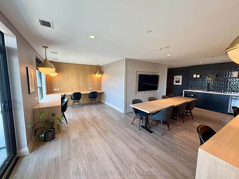 490 Gordon Krantz Ave #601 — Photo 11