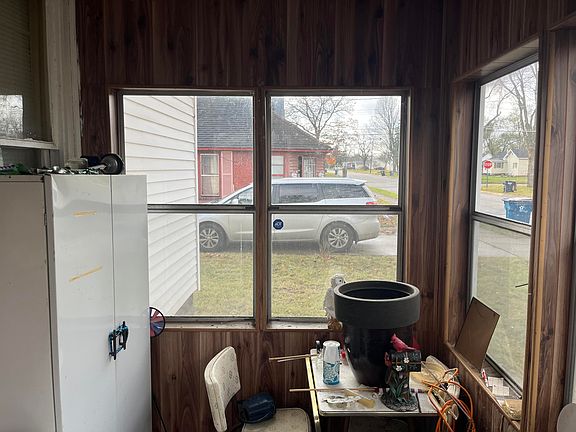 5th image of 311 S Platt St