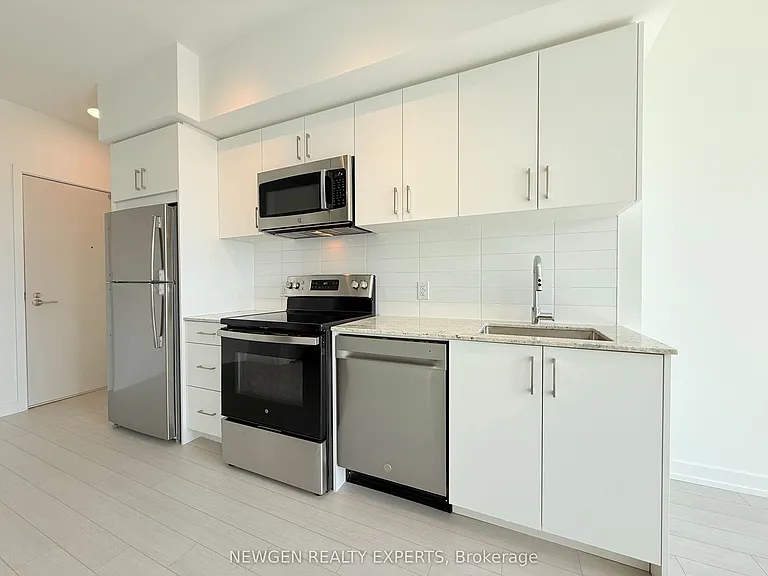 4010 Eglinton Ave W #707 — Photo 11
