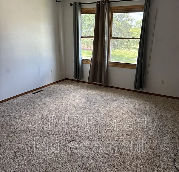 145 Birch Ct #1 — Photo 6