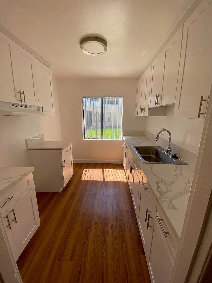 Floor plan 2 Bedroom. 1 Bath. 0 Half
