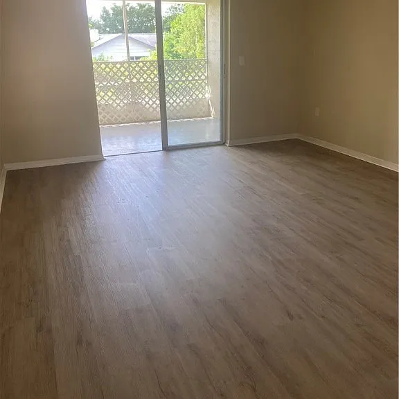 1741 Kent Dr — Photo 6