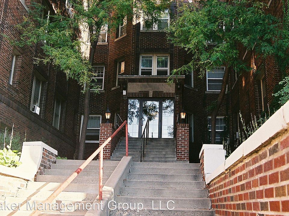 1st image of 610 W Franklin Ave #103
