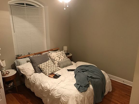 4th image of 1525 Spruce St #12