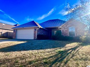 305 Hedge Hill Cv, Calhoun, LA 71225