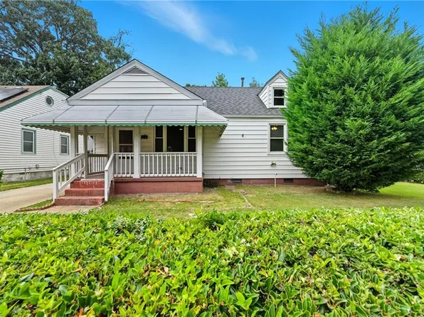 1076 Dune St, Norfolk, VA 23503