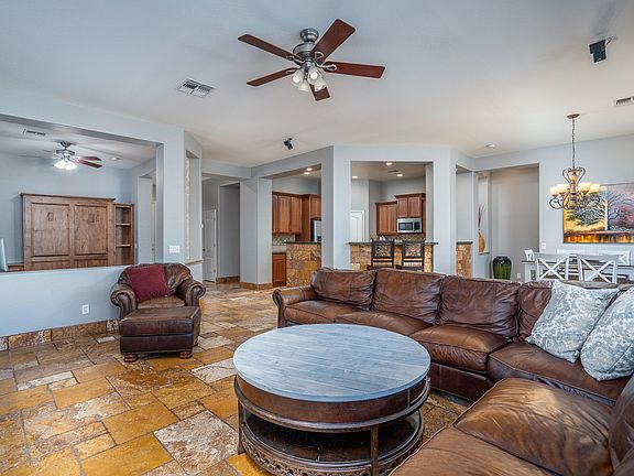 4th image of 6424 W Molly Ln