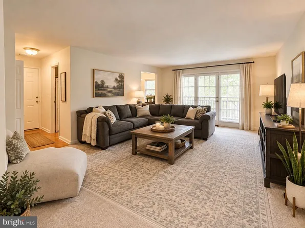 3336 Spring Ln APT A30, Falls Church, VA 22041