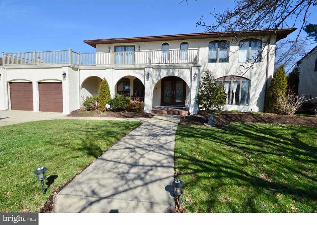 1681 Lark Ln, Cherry Hill, NJ 08003 | Zillow