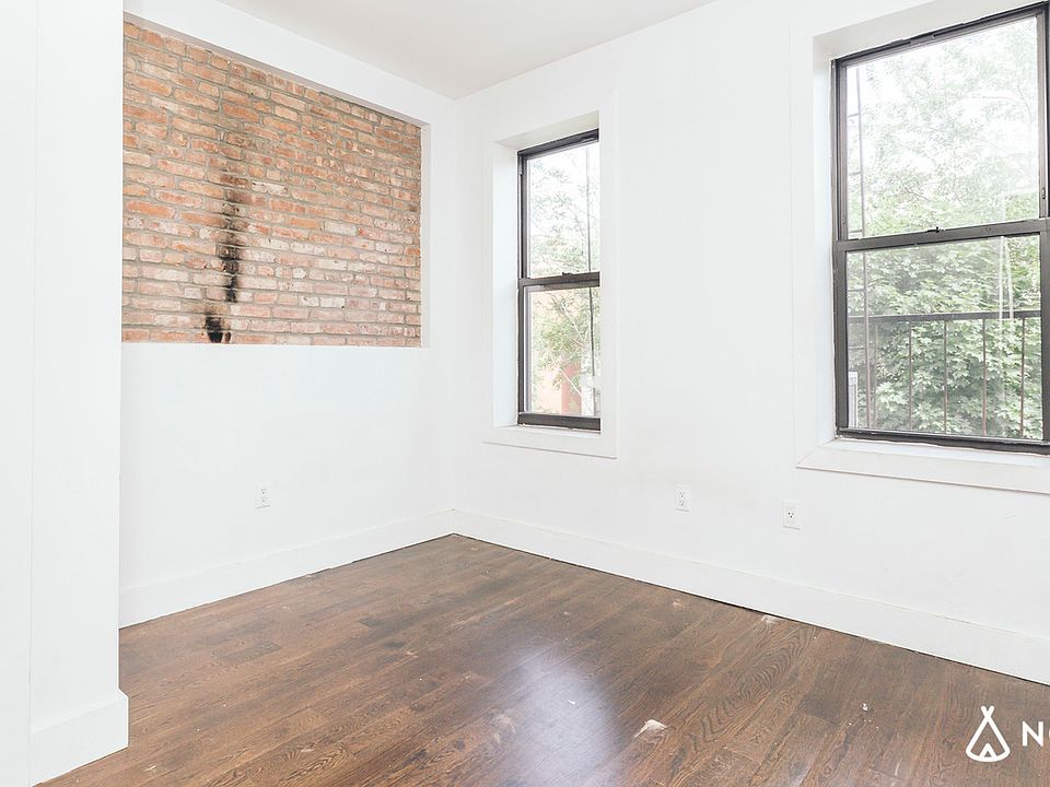 1st image of 900 Hart St #3B