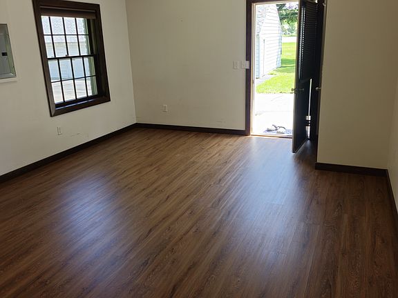 4th image of 1217 E Fir Ave #3
