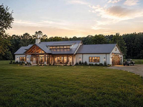 2nd image of 24755 Plantation Estates Cir