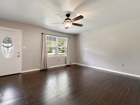 3rd image of 3002 Ryder Ave