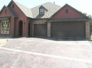 3305 Heritage Hills Pkwy, Claremore, OK 74019