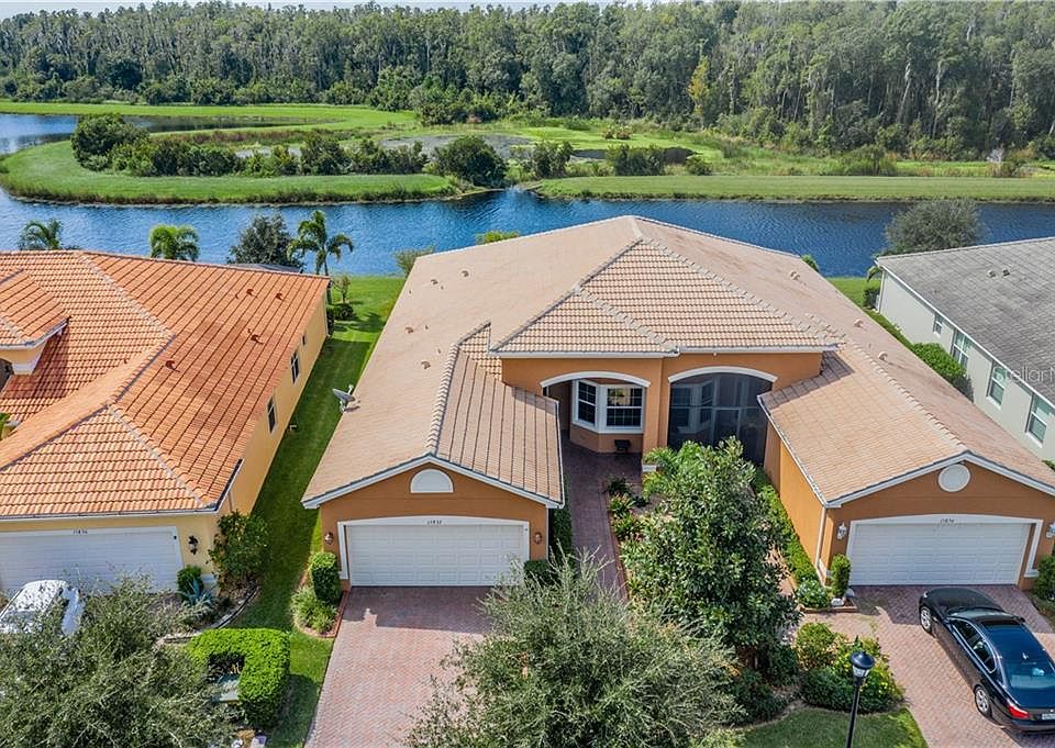 1st image of 15832 Aurora Lake Cir