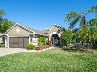 10353 Cleghorn Dr, San Antonio, FL 33576