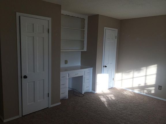 5th image of 3429 Amherst Dr