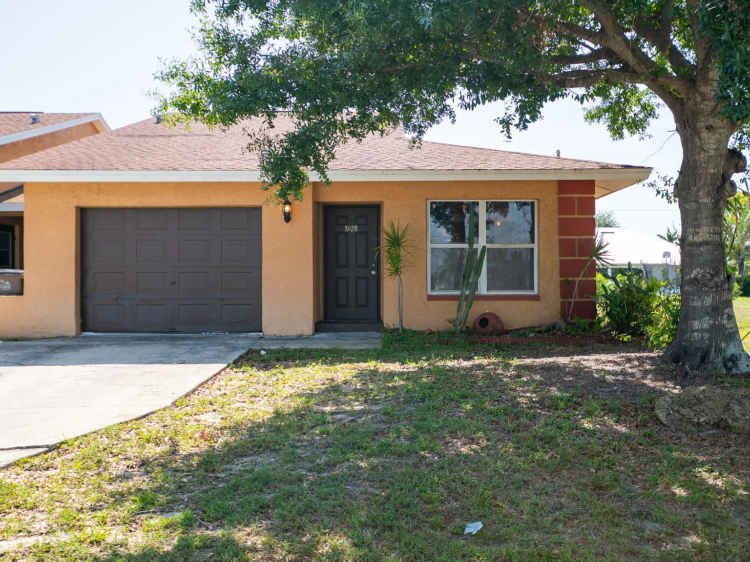 3928 Santa Barbara Blvd — Photo 2