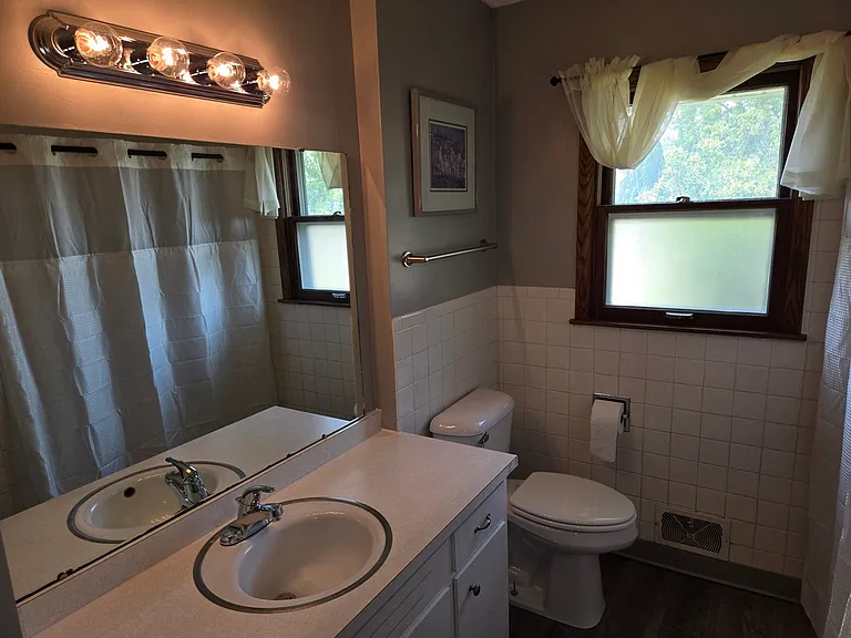 592 Donna Dr — Photo 15