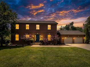 7 Carriage Ln, Grove City, PA 16127