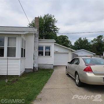 3rd image of 308 S East St