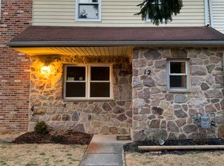 12 Colonial Square Dr, Lindenwold, NJ 08021