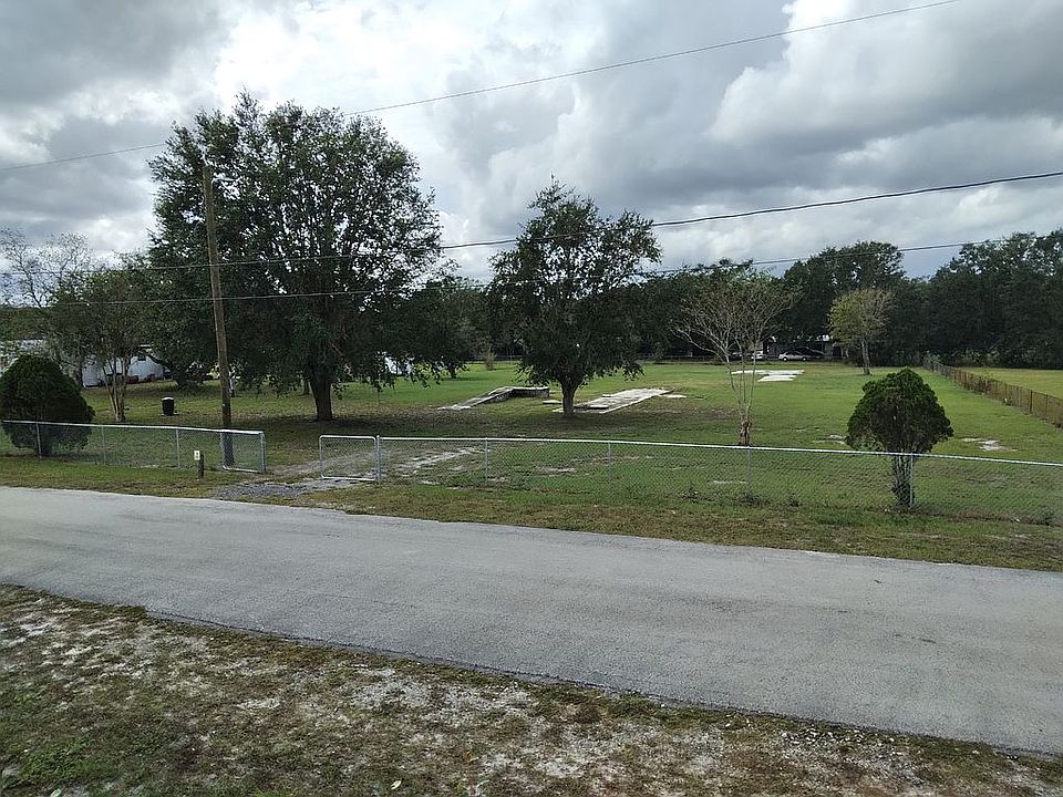 1st image of 8105 Sandcrane Ln