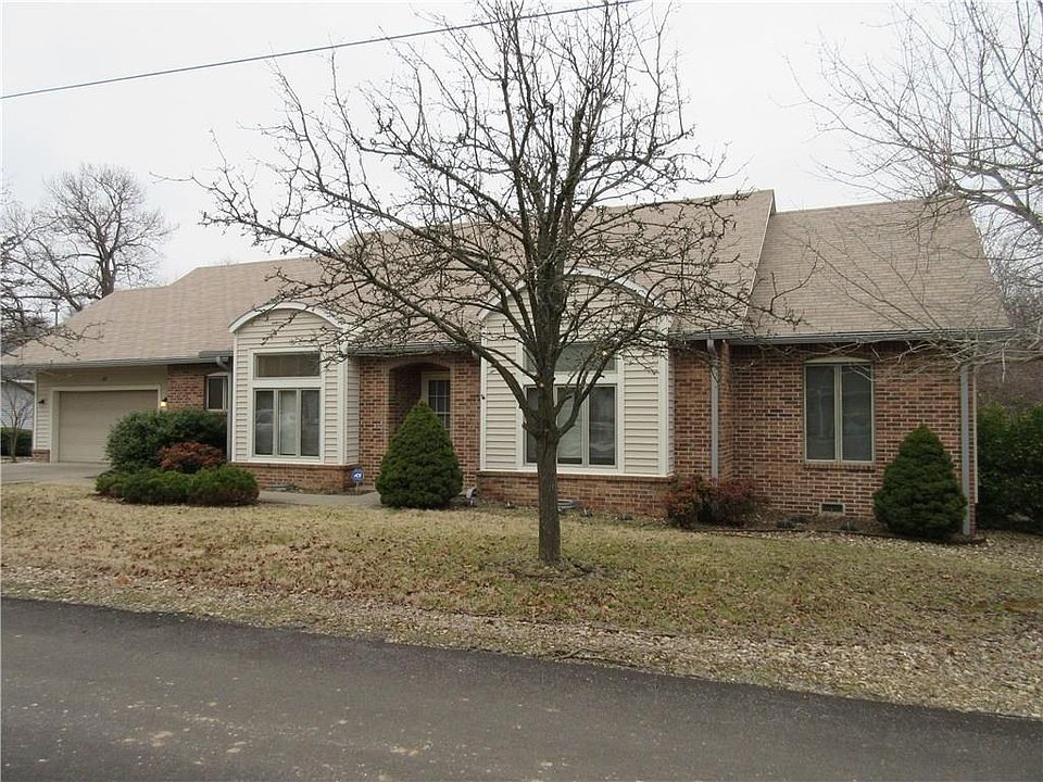 1st image of 11 Huskins Cir