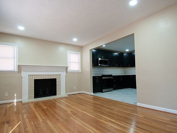 2nd image of 229 Shamrock Dr