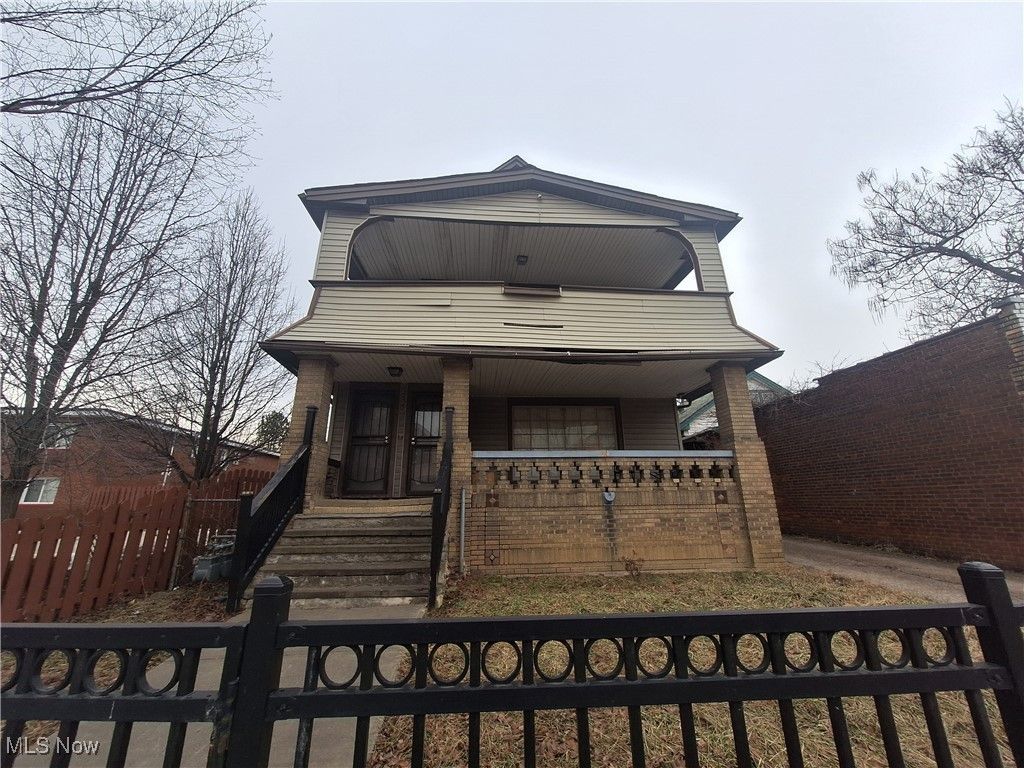 Real estate listing image