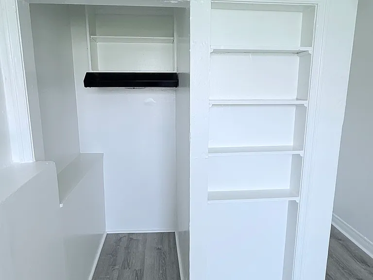 5870 Franklin ave — Photo 5