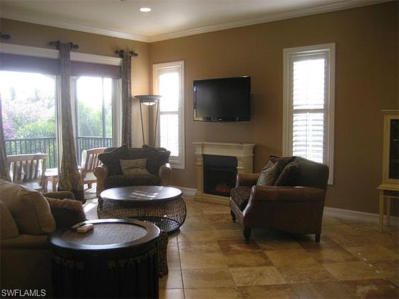 3rd image of 5020 Blauvelt Way APT 202