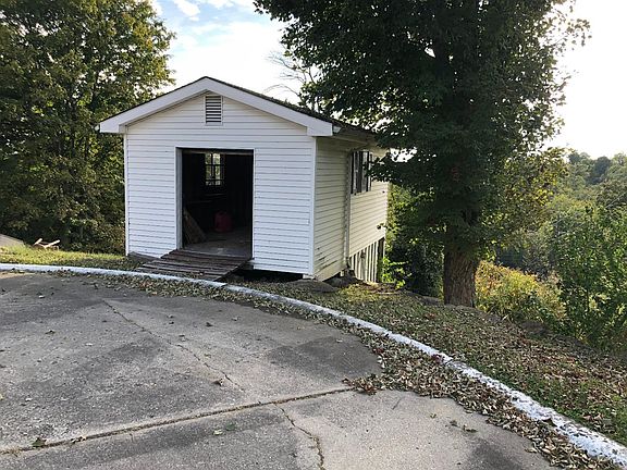 4th image of 703 Buena Vista Ave