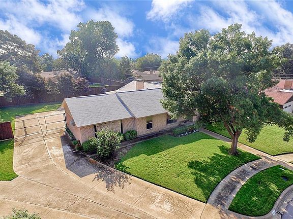 4th image of 3111 Whitemarsh Cir