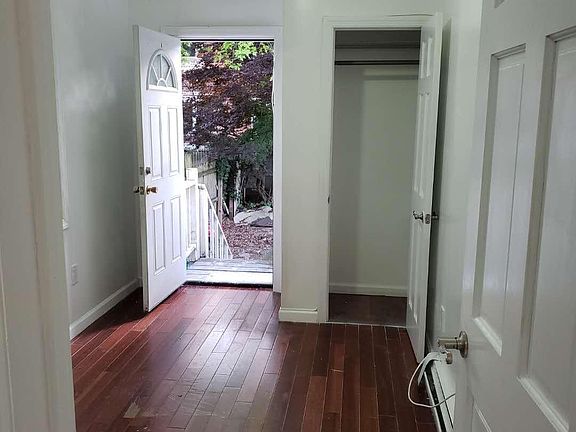 4th image of 8566 76th St Floor 1