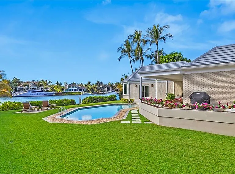 440 Kings Town Dr — Photo 39