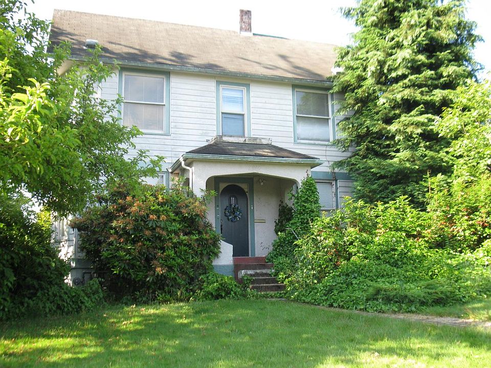 Historic Farm building converted to 3 units