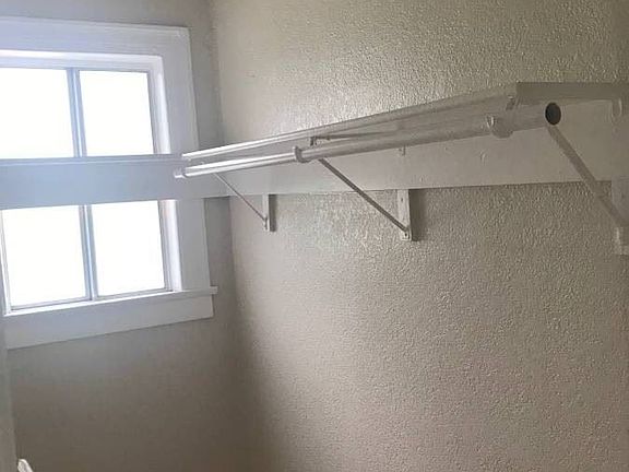 5th image of 661 Shatto Pl APT 209
