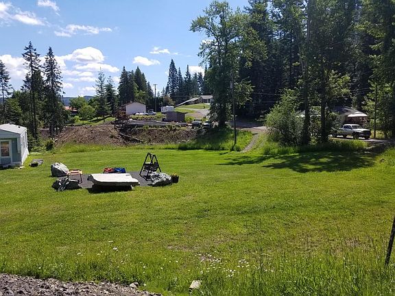 2nd image of 2245 Ash Ln