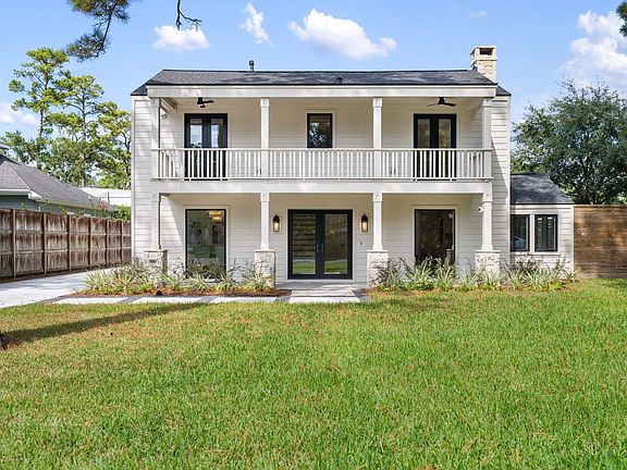 2nd image of 814 Azalea St