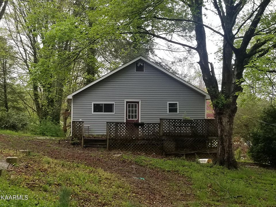 1st image of 818 W Race St