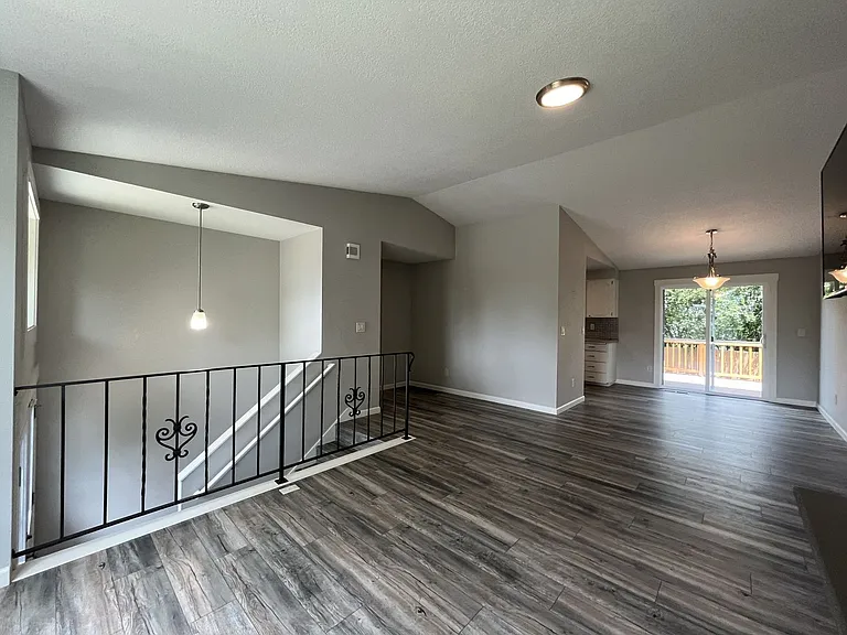 3919 SE Monroe St — Photo 21