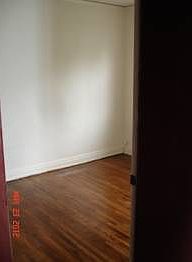 4th image of 1421 Obispo Ave